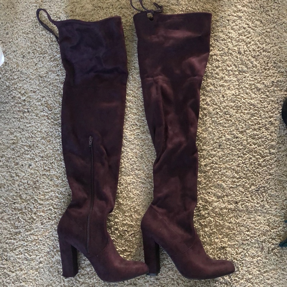 Over the knee purple suede heeled boots
